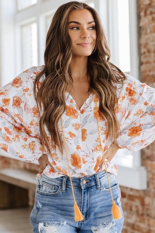 Weiße Quastenbindeschnürung V-Ausschnitt Bluse mit Puffärmeln und Blumenmuster