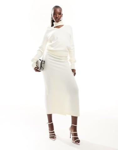 Y.A.S Kira stickad midikjol set i beige