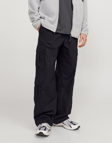 Jack & Jones byxor med dubbel ficka i svart