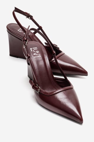 Celia Spitzer Zehenbereich Keilabsatz Pumps (Damen)