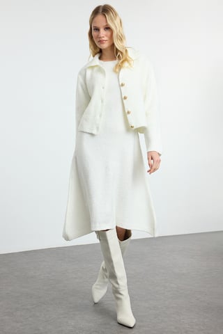 ecrufarbenes, gerades, mittellanges, lässiges/alltagstaugliches, figurbetontes Damenkleid