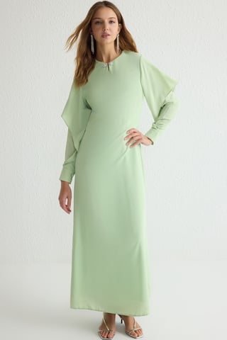 Grünes, schlichtes, langes, elegantes Abendkleid für Damen – lässig geschnitten und dezent