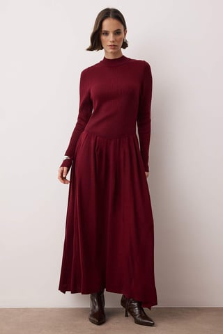 Langes, gerades, lässiges/alltagstaugliches Skater-Hijab-Kleid für Damen