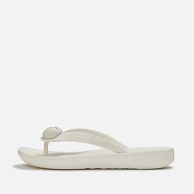 FitFlop Iqushion Glänzender Knopf Damen Creme Flip-Flops