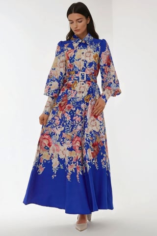 Bedrucktes Maxikleid mit langen Ärmeln und Gürtel