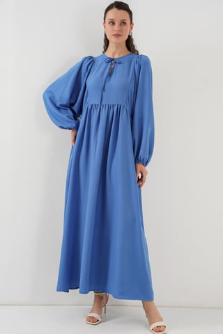 Gemustertes Maxikleid mit Schleife