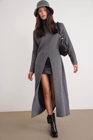 Turtleneck Strick-Maxikleid mit Schlitzen
