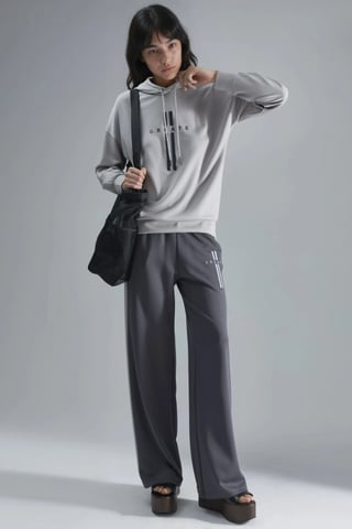 Hiccup Kapuzensweatshirt mit Modal-Touch und Hose mit Streifendetail, Set - Grau