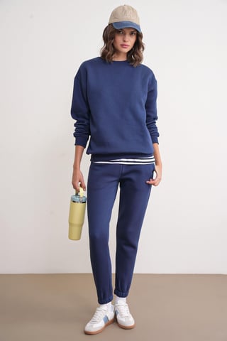 Basic Sweatshirt- und Jogger-Zwei-Teile-Set