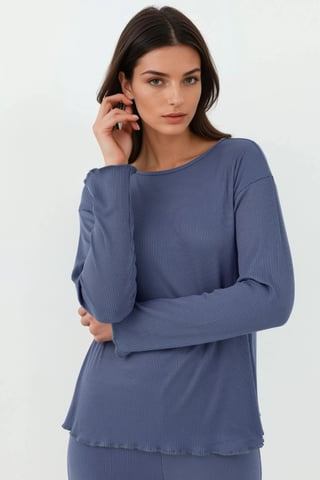 Hochgeschnittenes Langarm-Pyjama-Set