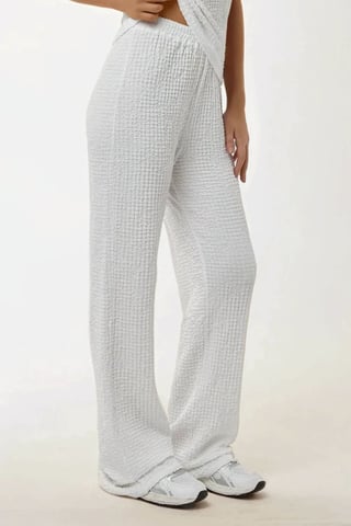 Lässige weite Strickhose mit Textur