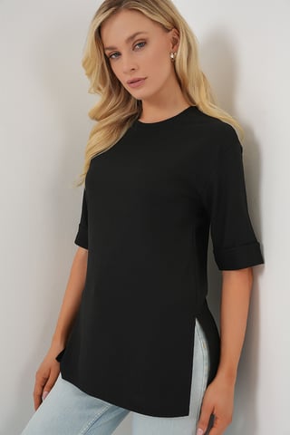 Strukturiertes Rundhals-T-Shirt mit kurzen Ärmeln