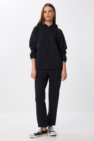 Hoodie und Jogginghose Zwei-Teile-Set