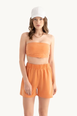 Trägerloses Basic Crop Top