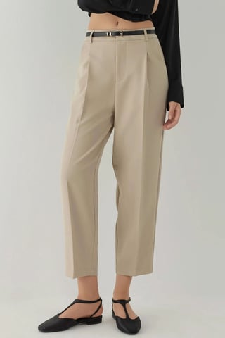 Hochtaillierte Abnäherhose