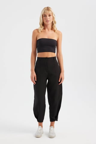 Hochtaillierte Karottenhose