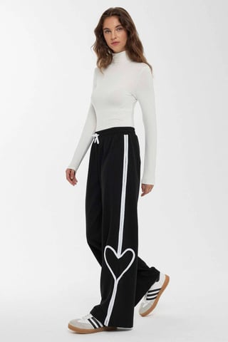 Herz Details Hose