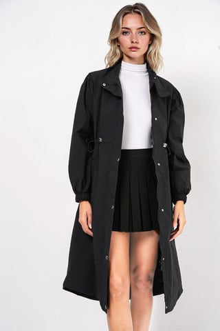 Langer Trenchcoat mit Umlegekragen