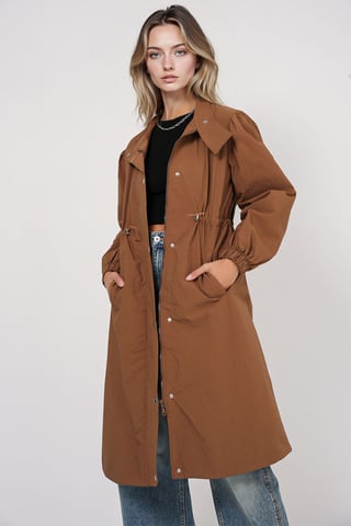 Langer Trenchcoat mit Umlegekragen