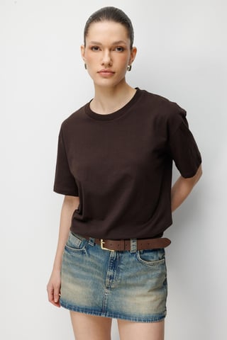 Übergroßes geripptes Rundhals-T-Shirt