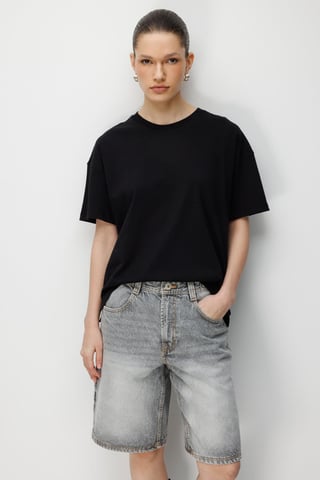 Übergroßes Rundhals-Shirt mit Schlitz