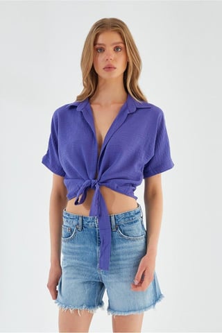 V-Ausschnitt mit Bindeband Slim Fit Crop Shirt