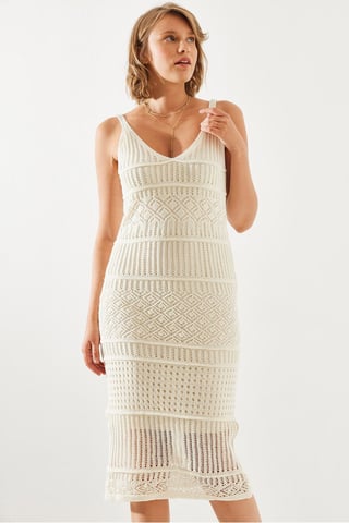 Strukturiertes V-Ausschnitt Midi Strickkleid