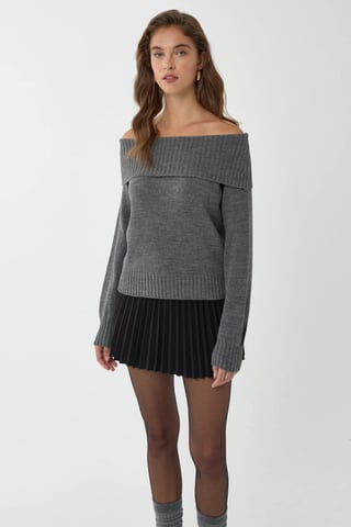 Schulterfreier Strickpullover