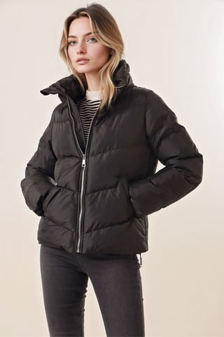 Dicker Reißverschluss-Kragen Pufferjacke