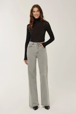 Hoch taillierte weit geschnittene Jeans