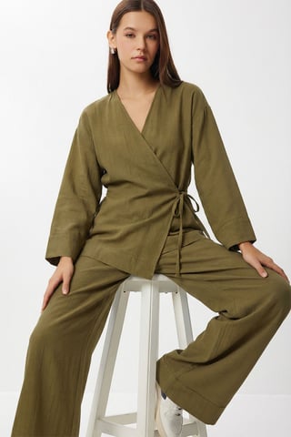 Hochtaillierte weit geschnittene Hose & Bluse mit V-Ausschnitt und Bindedetail Set