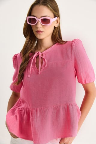 Bluse mit Rundhalsausschnitt und Bindeband