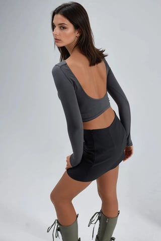 Schmale Passform Cropped Bluse mit Rückenausschnitt