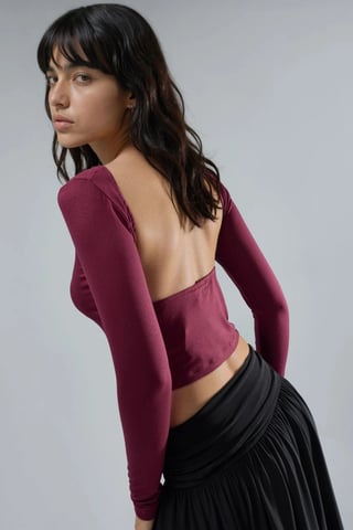 Slim Fit Crop Bluse mit Rückendetail