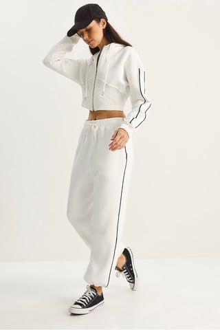 Zweiteiliger Jogginganzug mit Bindungsdetails