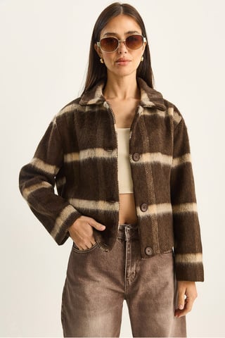 Bianco Lucci Gestreifte, strukturierte Jacke mit Knopfleiste, cropped Schnitt - Mehrfarbig