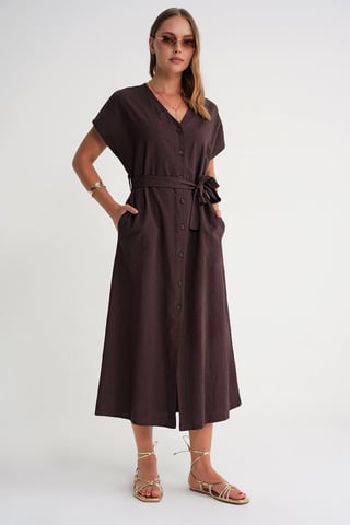 Shirtkleid mit Gürtel