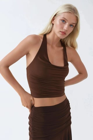 Halterneck Slim Fit Crop Bluse