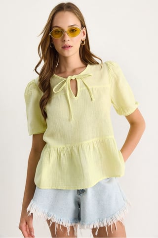 Bluse mit runder Halslinie und Krawatten-Details