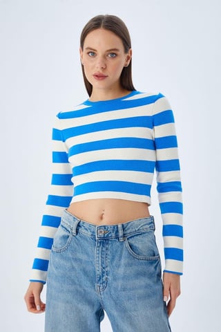 Gestreifter Strickpullover