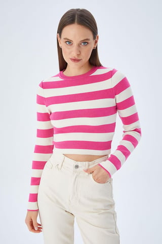Gestreifter Strickpullover