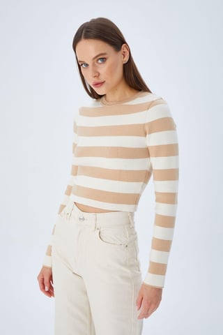 Gestreifter Strickpullover