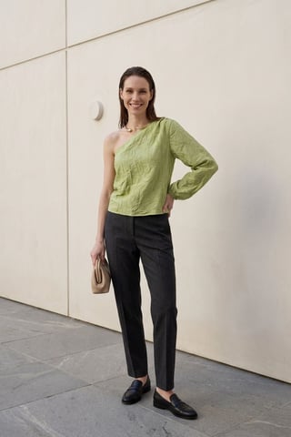 Schulterfreies Cut-Out-Bluse