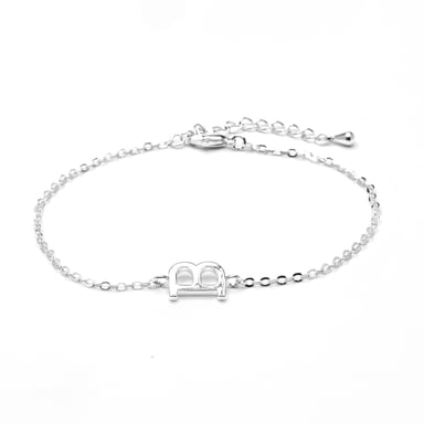 Luxenter Armband mit Silberfinish – Alphabet