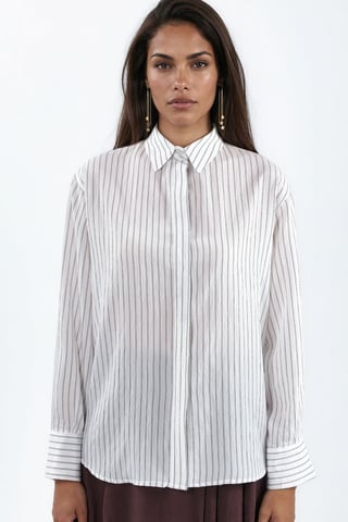 Busem Lässiges gestreiftes Button-Down-Hemd - Weiß