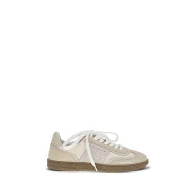Balmain Beigefarbene Wildleder Sport Sneakers