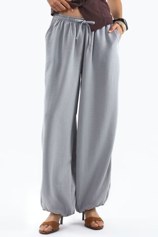 Weite gewebte Hose mit Kordelzugbund