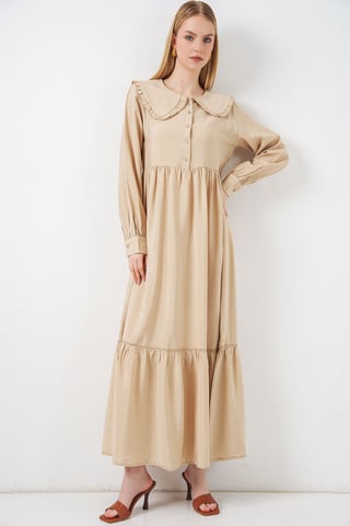 Maxikleid mit Babykragen und Knopfverschluss