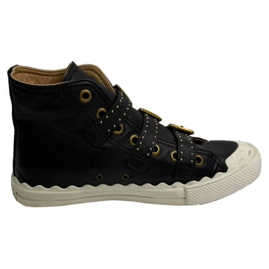 Chloé Nietenbesetzte High-Top-Sneaker aus schwarzem Leder