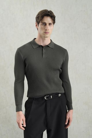 Slim Fit Poloshirt mit Stehkragen